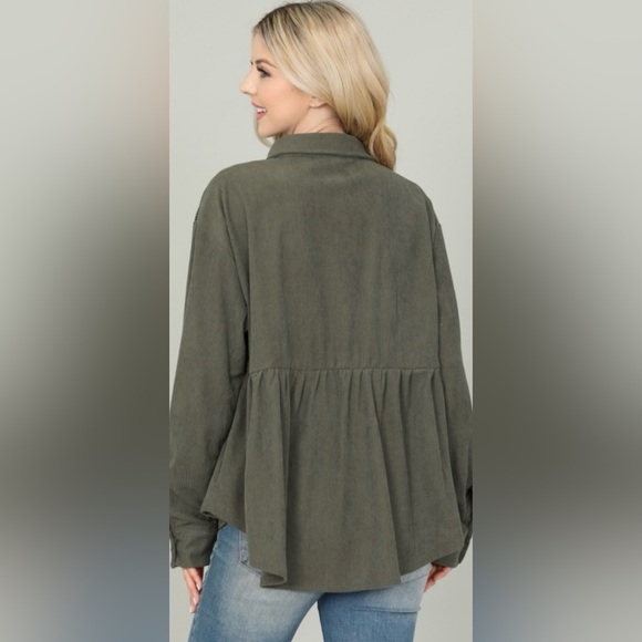 Olive green corduroy button up ruffle top size medium NWT - Picture 2 of 2